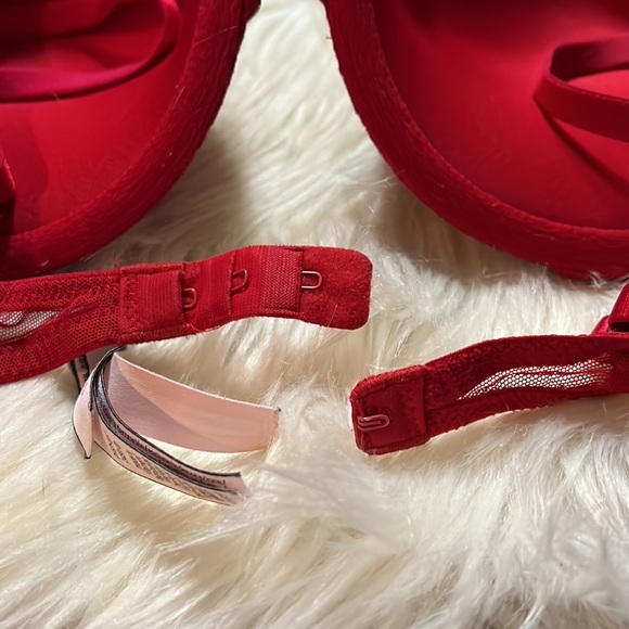 [36B] Host Pick- Victoria Secret Bra - Picture 6 of 6